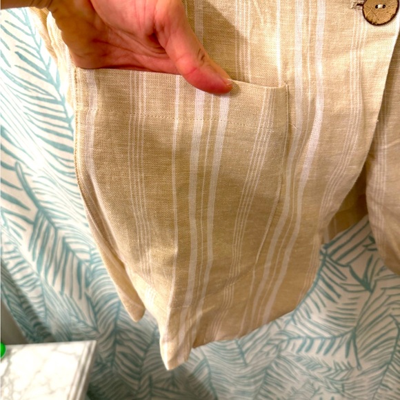 NWT Striped, Slouchy Linen Blazer - Picture 5 of 7